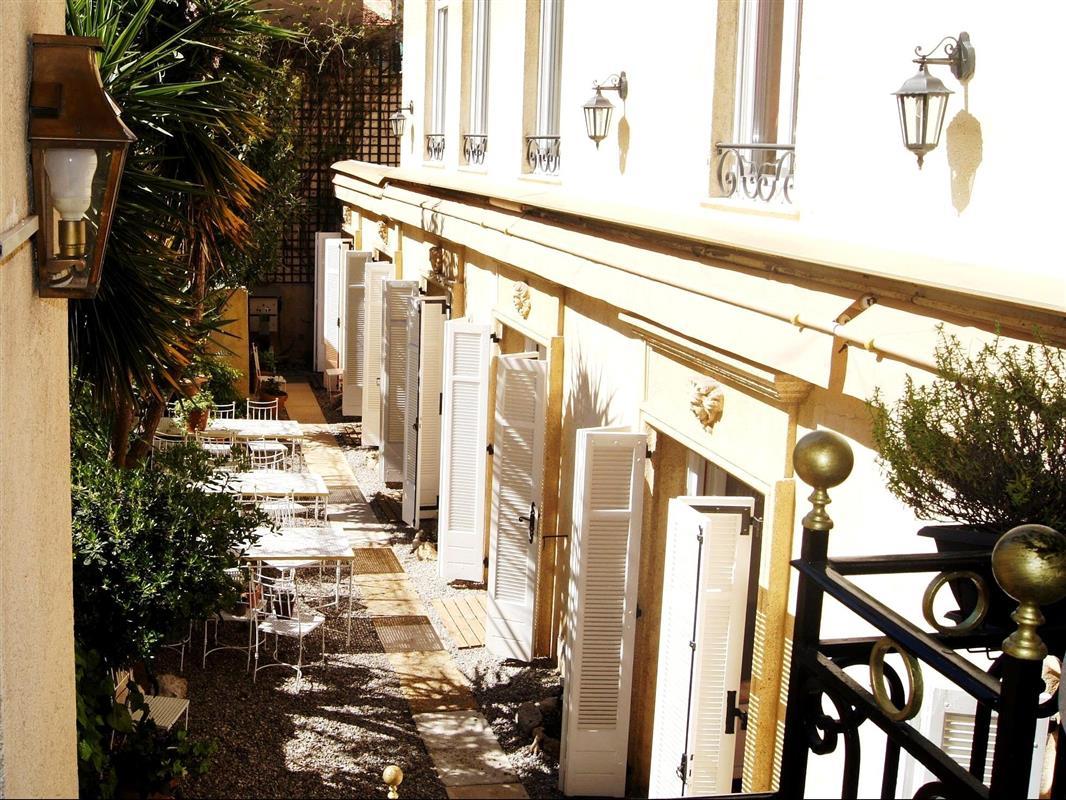 Ruc Hotel Канны Экстерьер фото